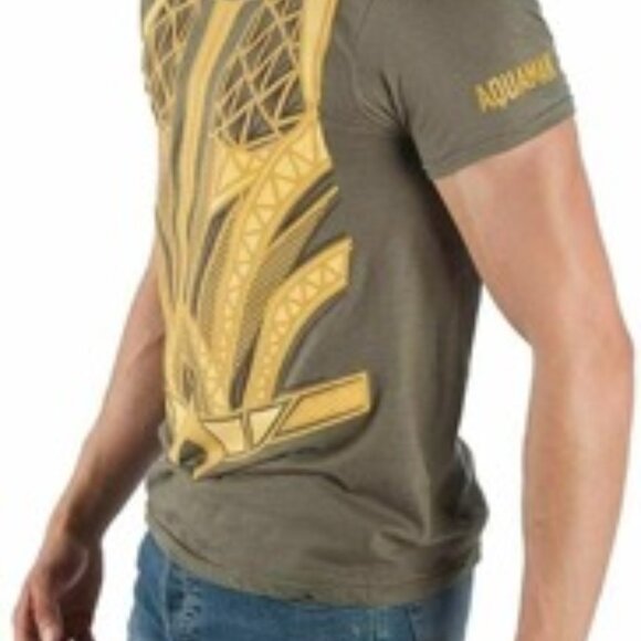 Aquaman Justice League Suit up Costume Tee T Shirt Size XL / Extra Large - Picture 2 of 2